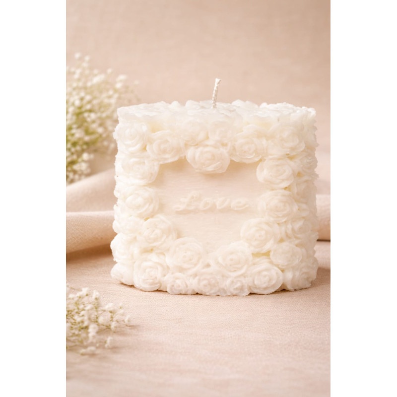 Bougie décorative ovale Love artisanale – Idée cadeau élégante